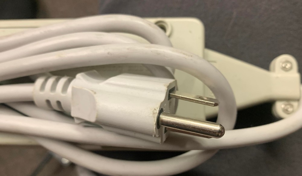 Outlet Strips 2 @ 5 outlet WONPRO Multi Euro-pre owned