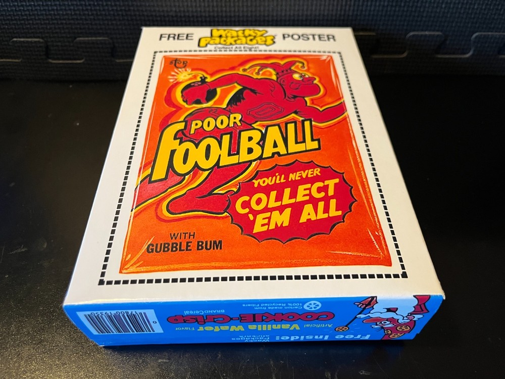 1982 Cookie Crisp (Foolball on back) - Empty custom design display box