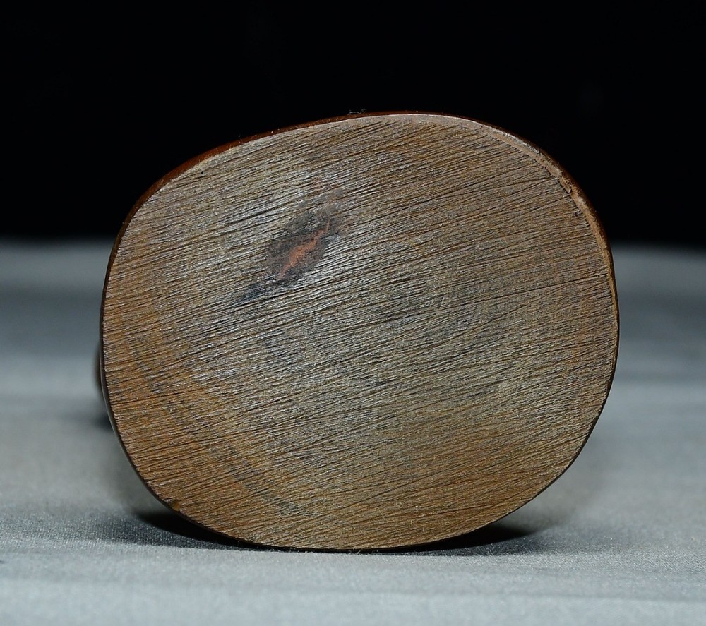 Exquisite Small Leaf Boxwood Figurine