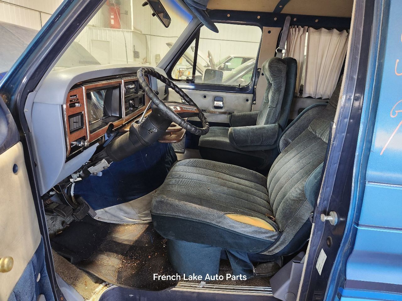 Automatic Transmission C6 4.9L Fits 75-91 FORD E150 VAN 1337984