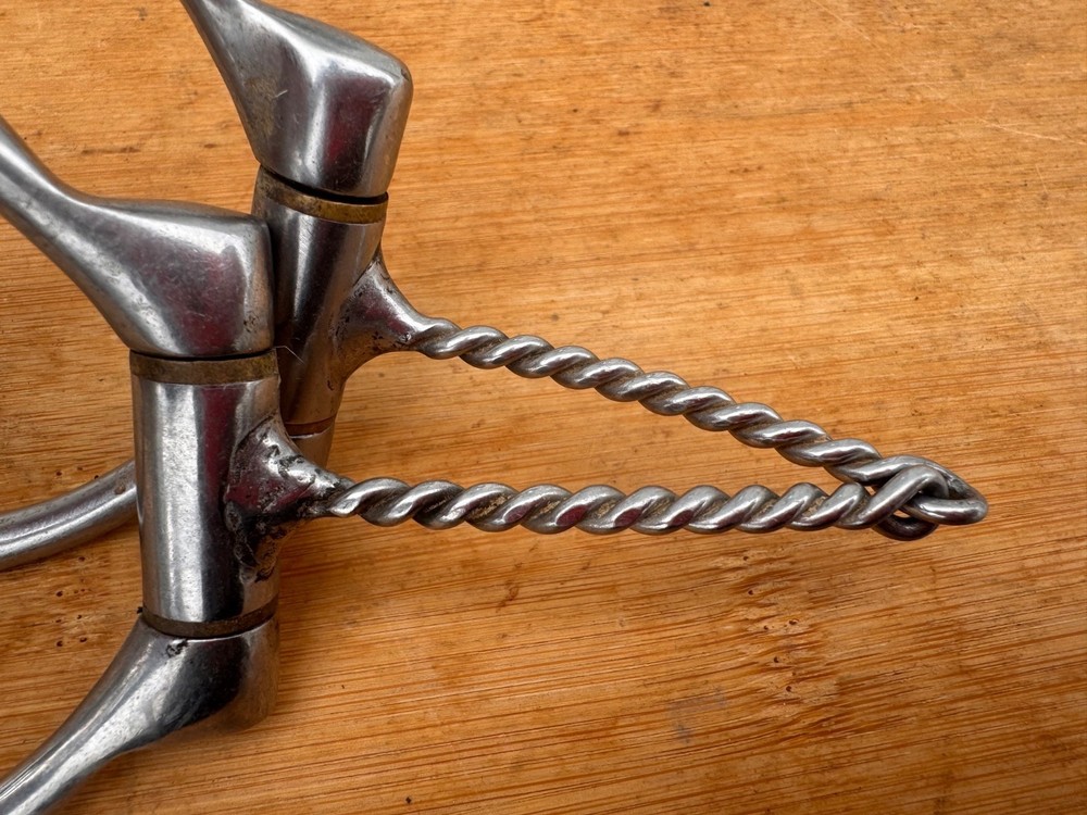 REINSMAN Thin Twisted Wire Offset D Ring Western Snaffle Bit ~ 4 3/4"