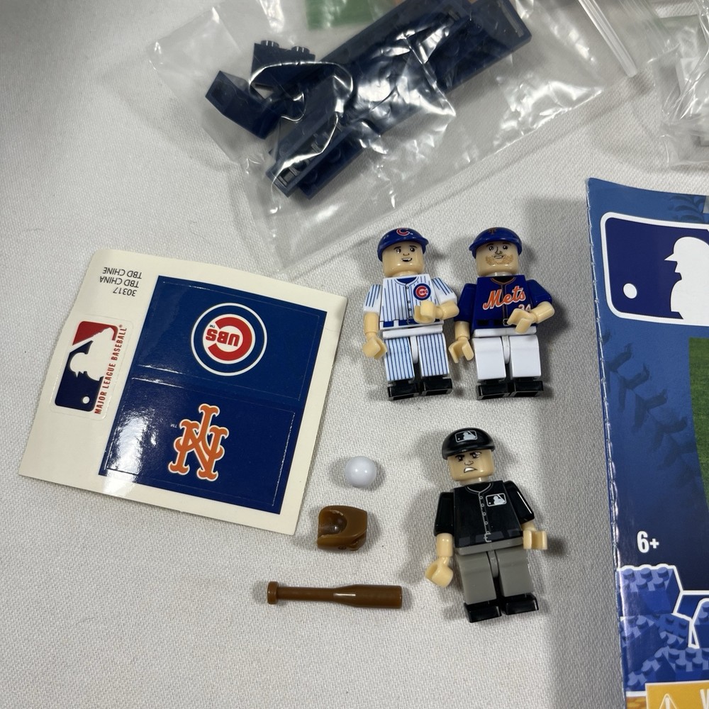 2017 BUILDING SET BASEBALL MISSING HOME PLATE