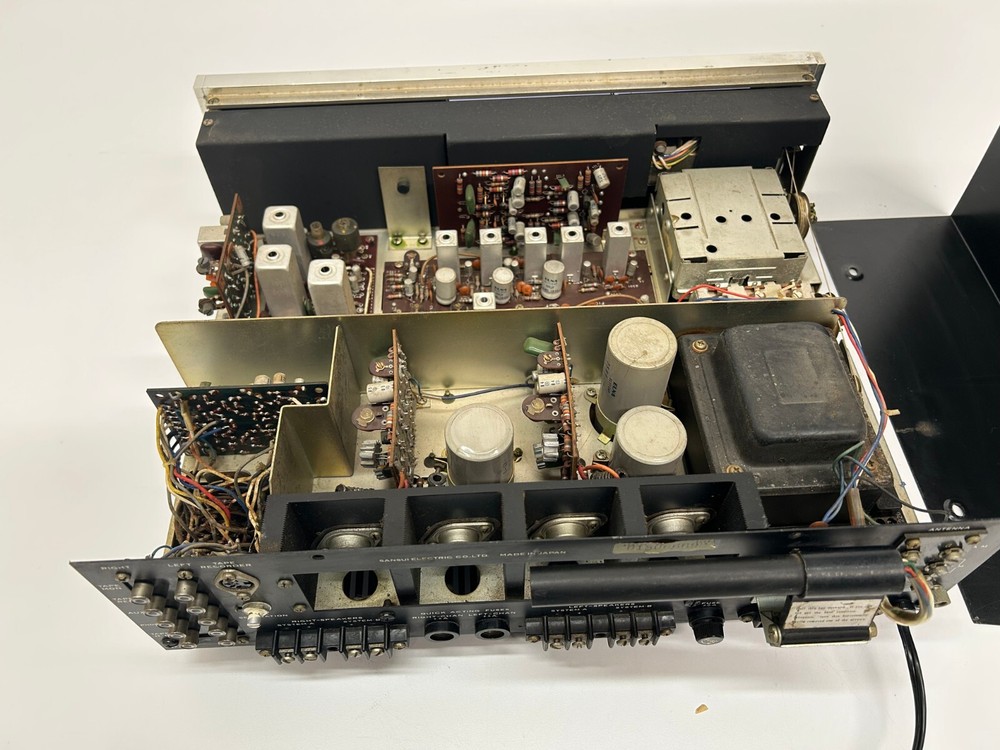 Vtg Sansui Model 2000 Solid State Stereo Tuner Amplifier No Power As Is