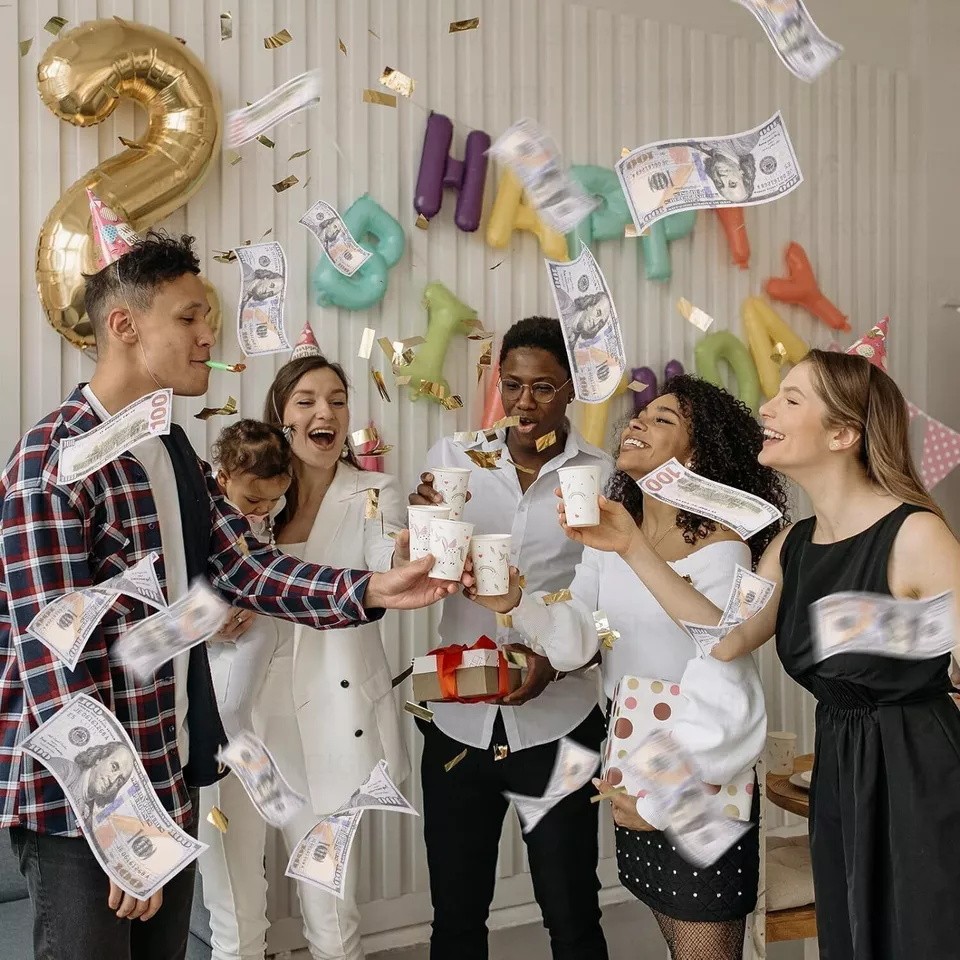 200 PCS Prop Fake Toys Money BANK GAMES CASH PAPER 100 DOLLAR BILLS $ US Toys