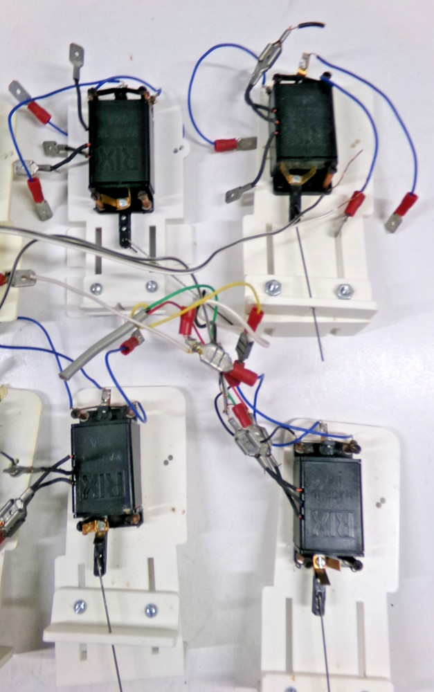 (10) HO Rix switch machines (lot 0343)
