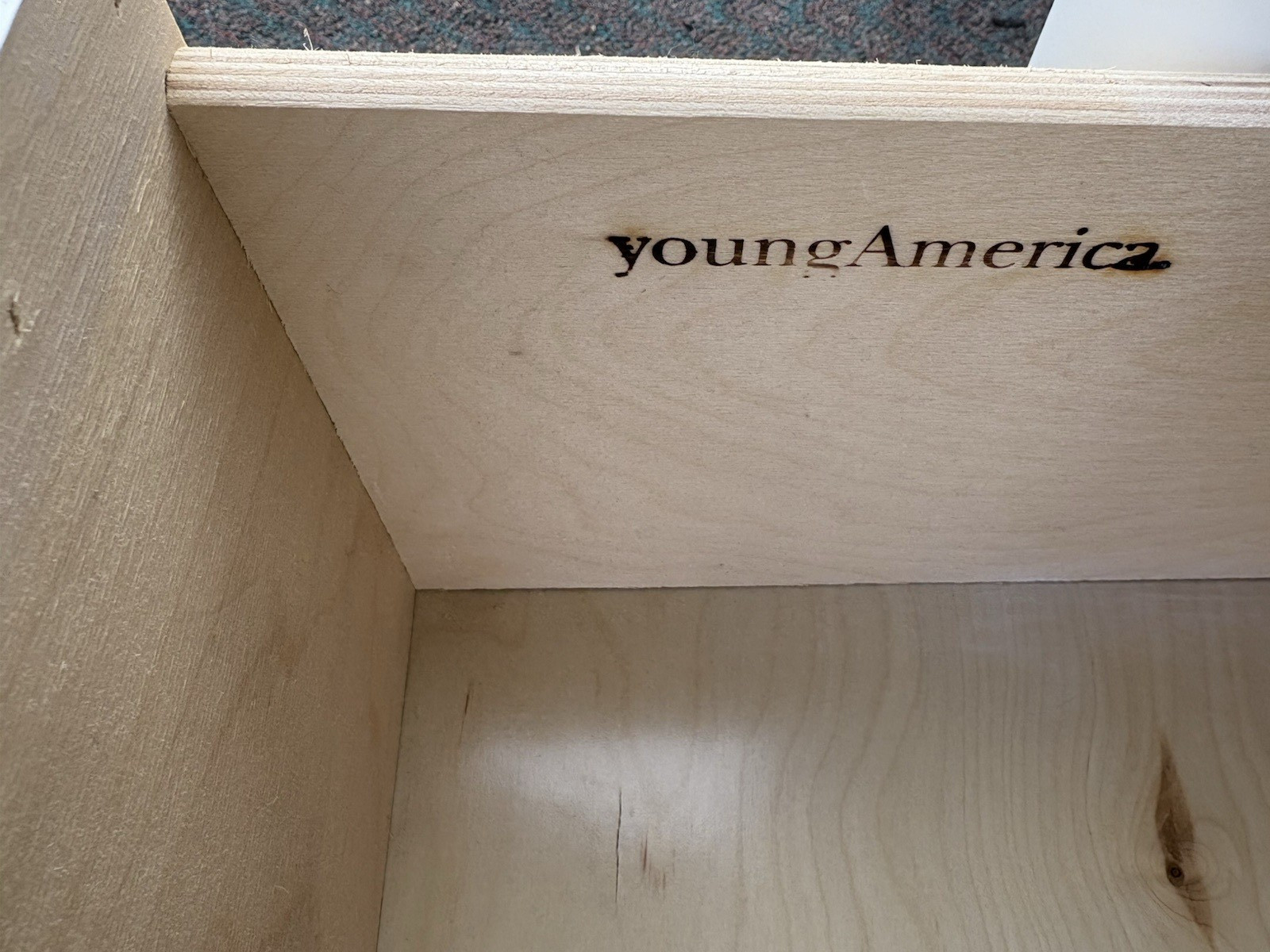 67283 STANLEY Furniture YOUNG AMERICA Modern Bookcase Curio Cabinet with Drawer