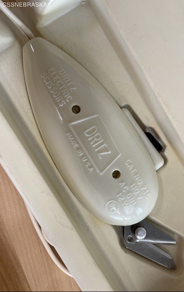 SEARS Vintage Sears Electric Scissors with original box
