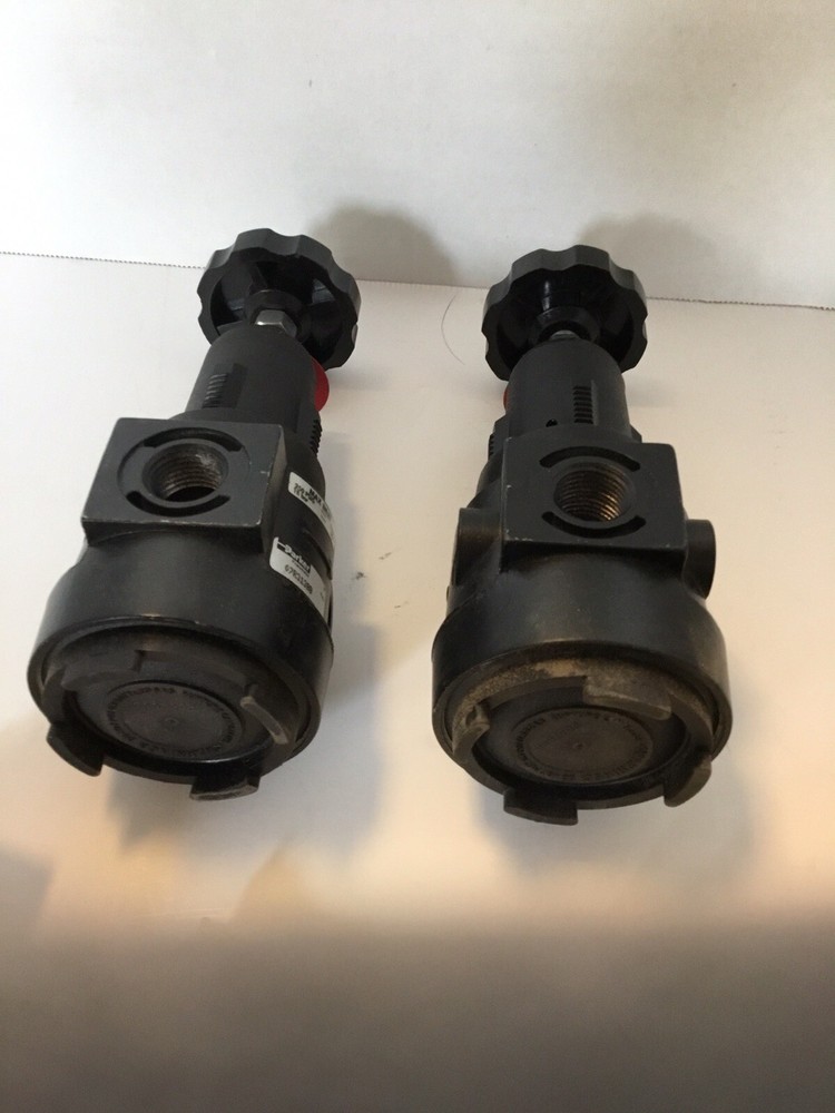 2 Parker 07R313 BB 1/2” Pneumatic Regulators