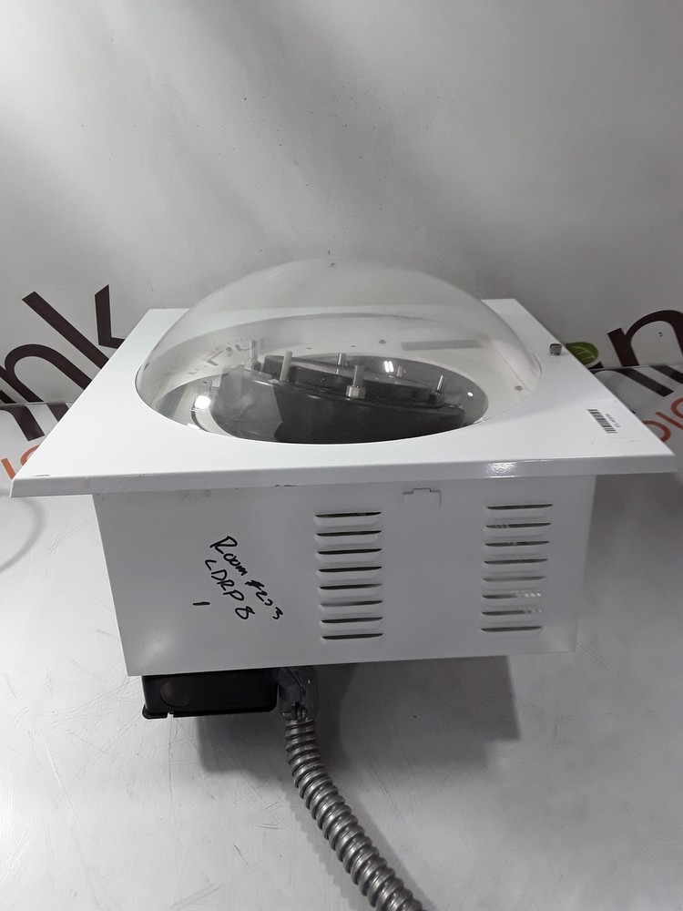 Skytron Mini Argos Surgical Light