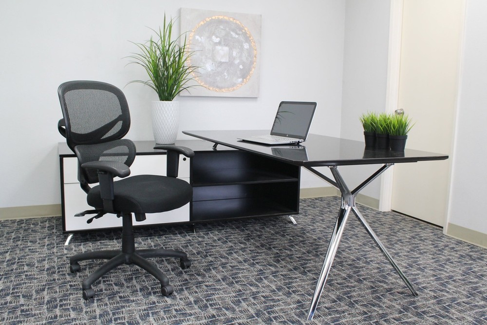 Boss Multi-Function Mesh Task Chair MODEL # B6338