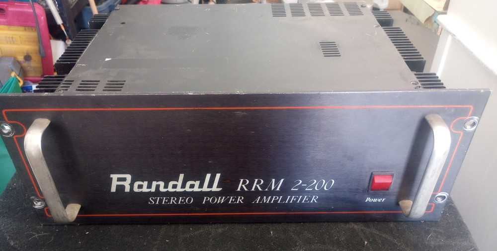 Randall RRM 2-200 Power Amplifier working