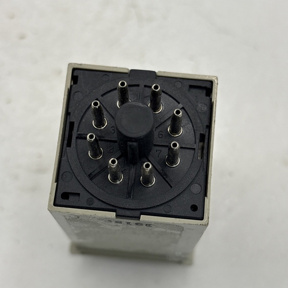 Omron H3JA-8C Delay Timer