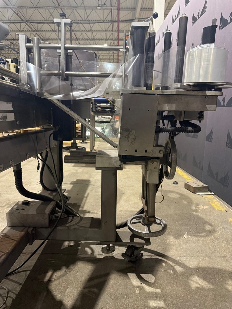 SLATE PACKAGING SYSTEMS Automatic Wraparound Labeler USED