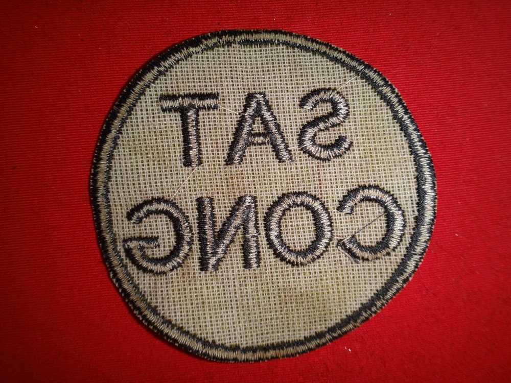 Vietnam War Slogan "SAT CONG" Kill Communists (VC) Subdued Patch