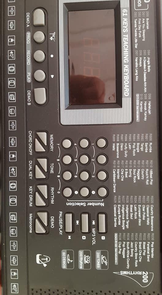 Berkeleywind Jubilee Keyboard by Berkeley w/Mic USB, Metronome,..