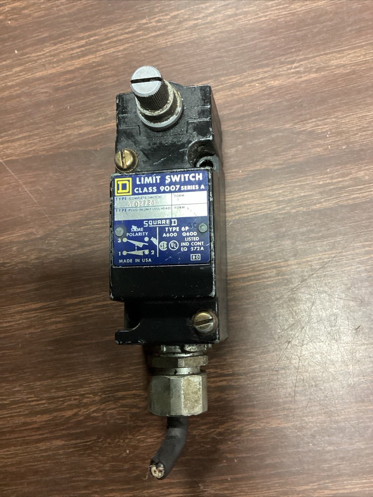 Square D AEQ2724 Limit Switch E72