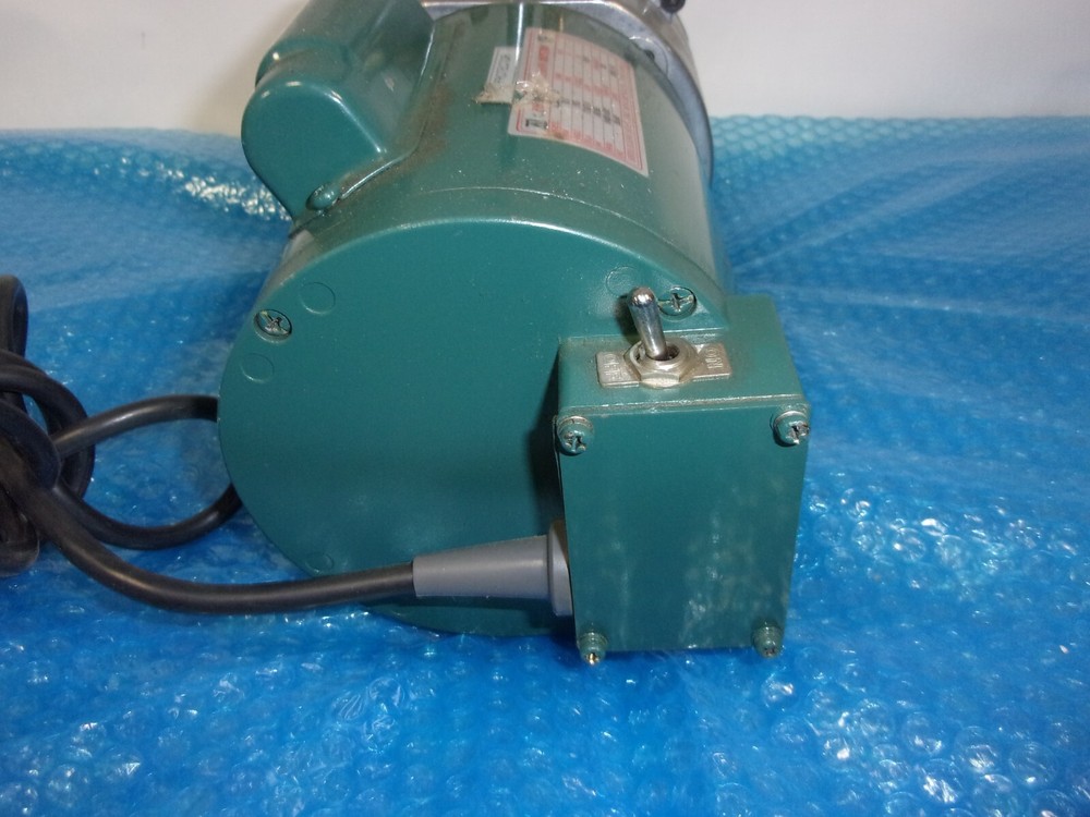 SaveVac 140 Two Stage Rotary Vane Vacuum Pump