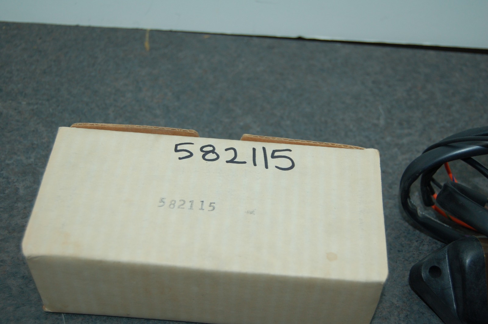 NOS GENUINE OMC 582115 Power Pack Assy 0582115 Evinrude NEW OLD STOCK FACTORY