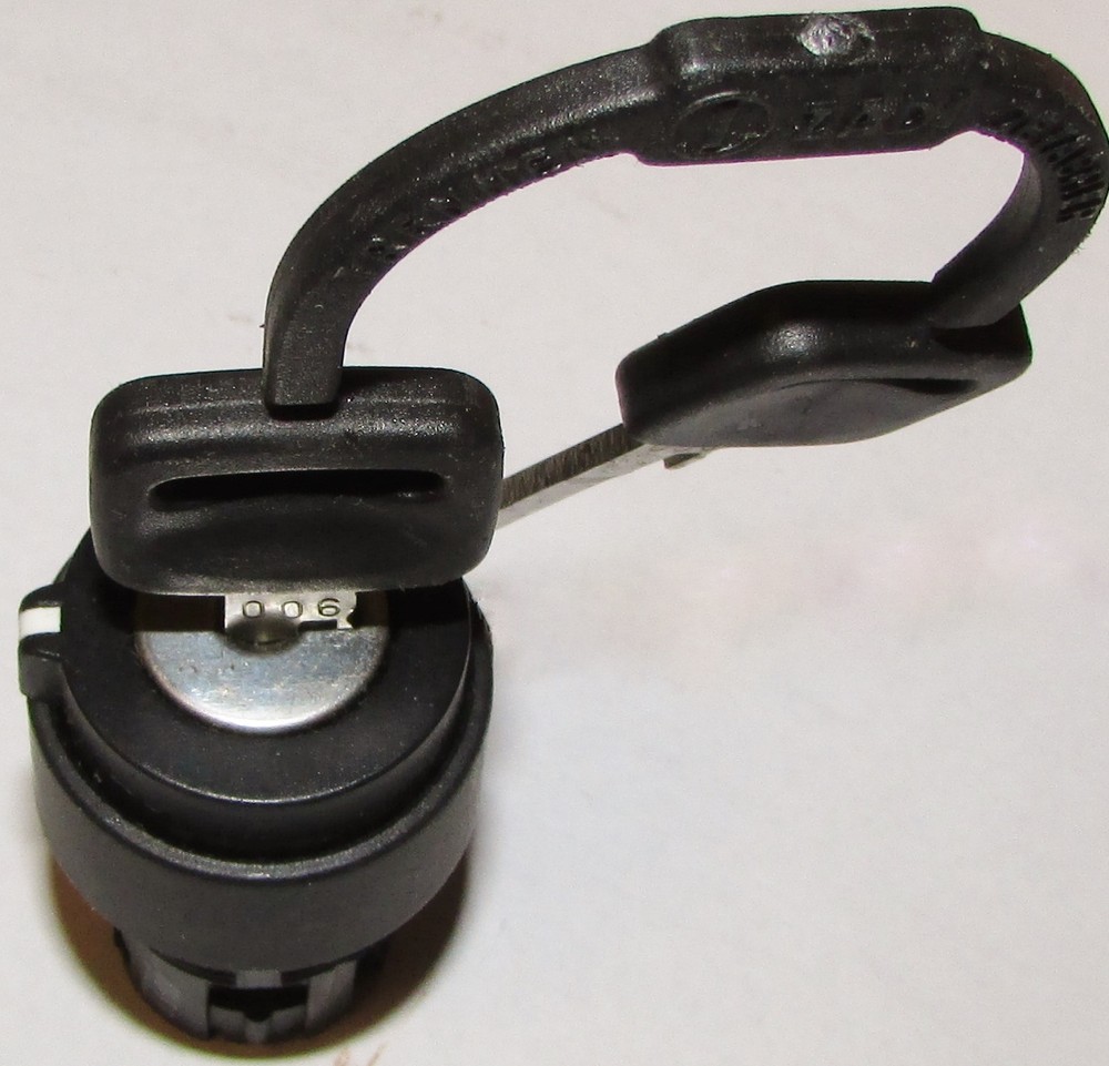 ALLEN BRADLEY 3 Pos 2 Maintain 1 Spring Return Keyed Selector Switch 800EPKR3RS