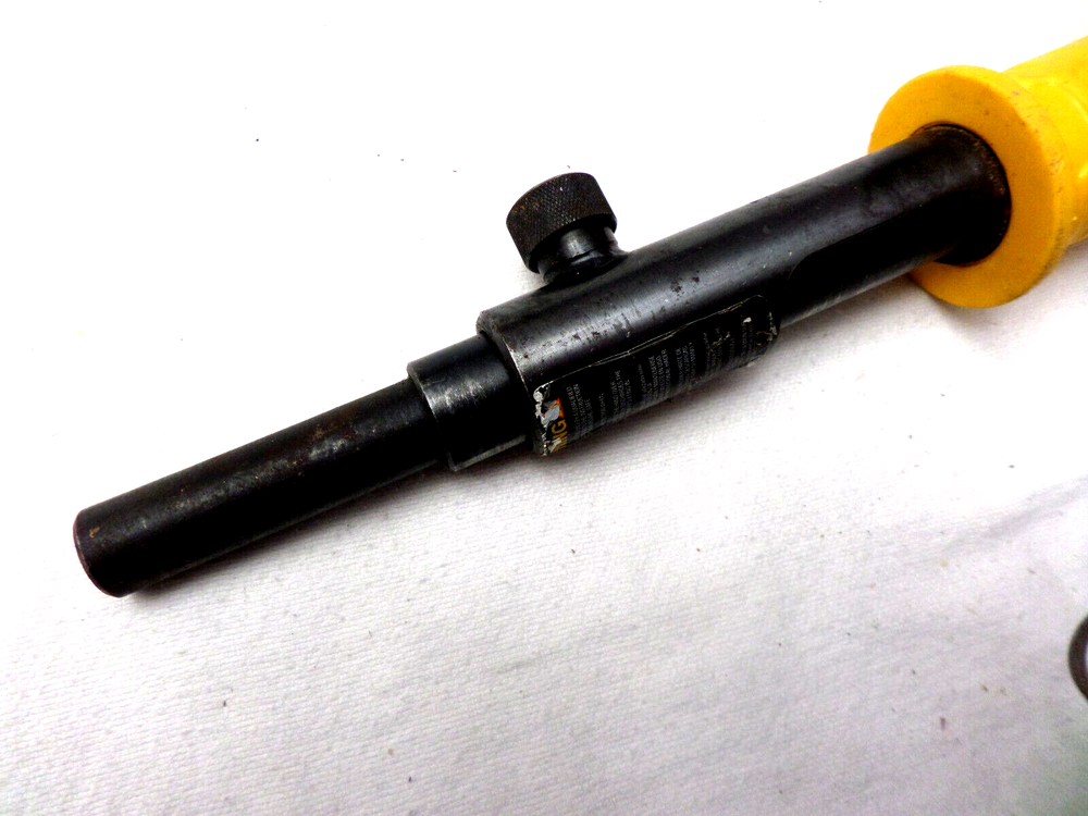 DeWALT Powder Actuated Fastening Tool with Trigger