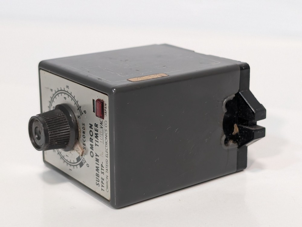 Omron Type STP-100VAC Subminy Timer 0-10 Minutes