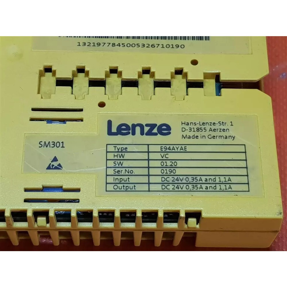 NEW LENZE E94AYAE Servo Drive 1PC