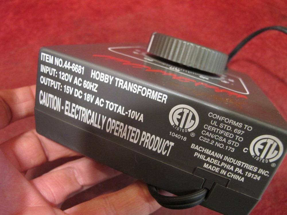 Spectrum Magnum 44-6681 Variable DC Transformer Train Controller