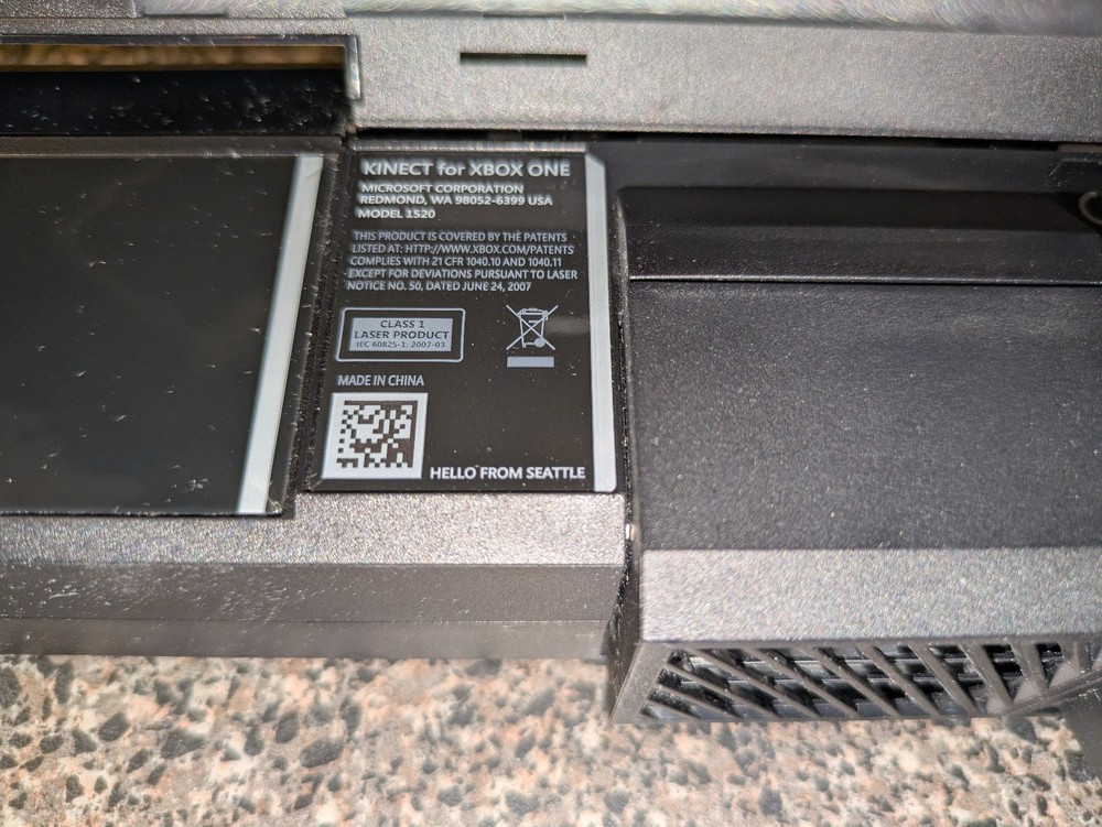 Used XBOX One Kinect Sensor Model 1520 and NEW Unopened Kinect Adapter