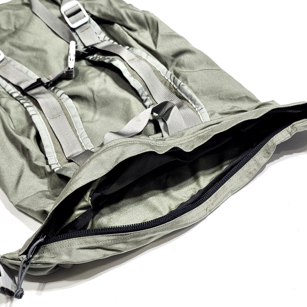 Mystery Ranch Big Dana's Special Blend Roll-Top Daypack Titanium E&E Bag BDSB