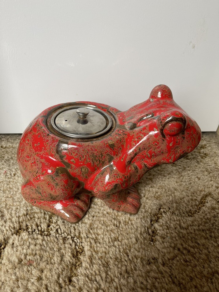 Ceramic Frog - Clean Burn Tabletop Torch - Red & Brown