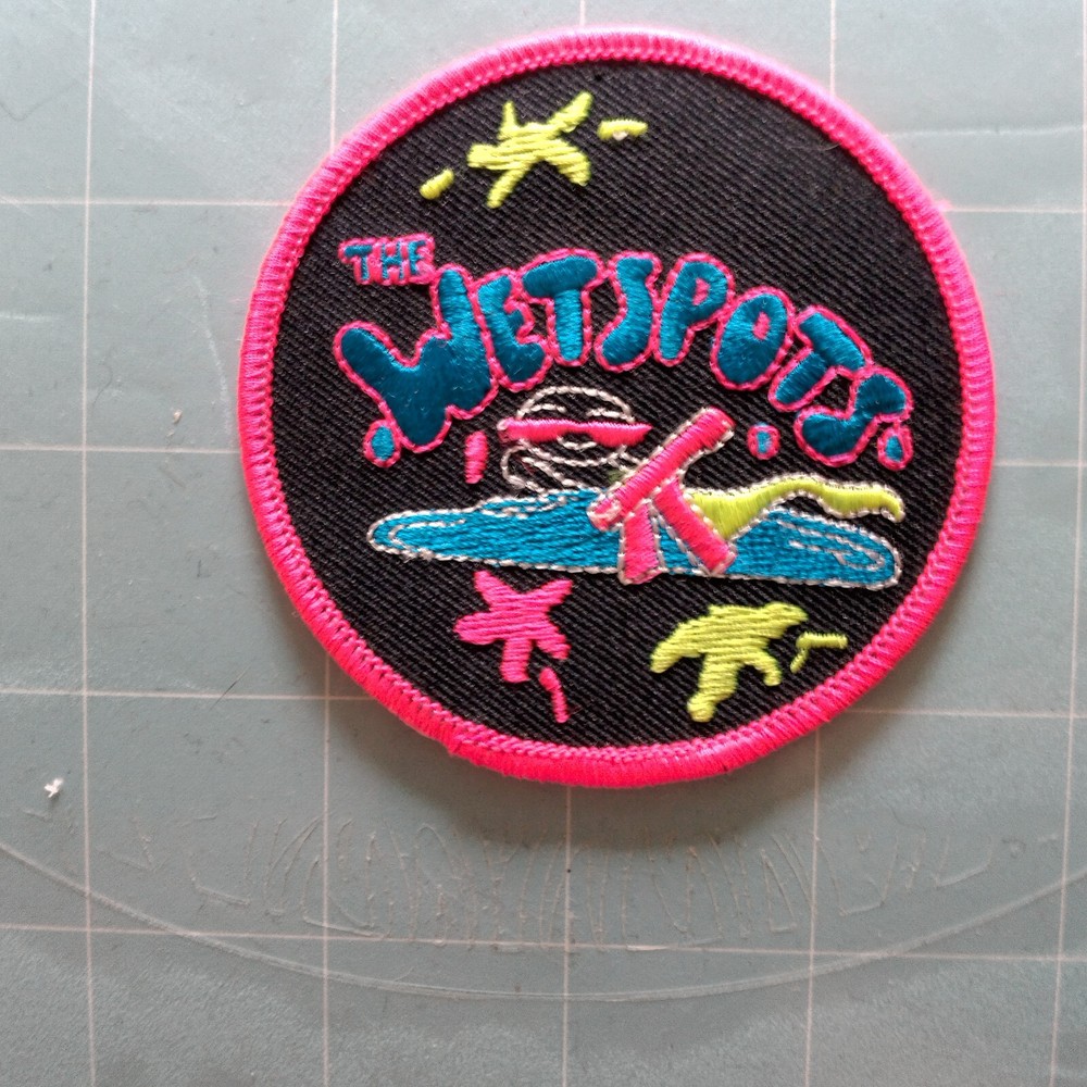 The Wetspots Team Patch size 3x3