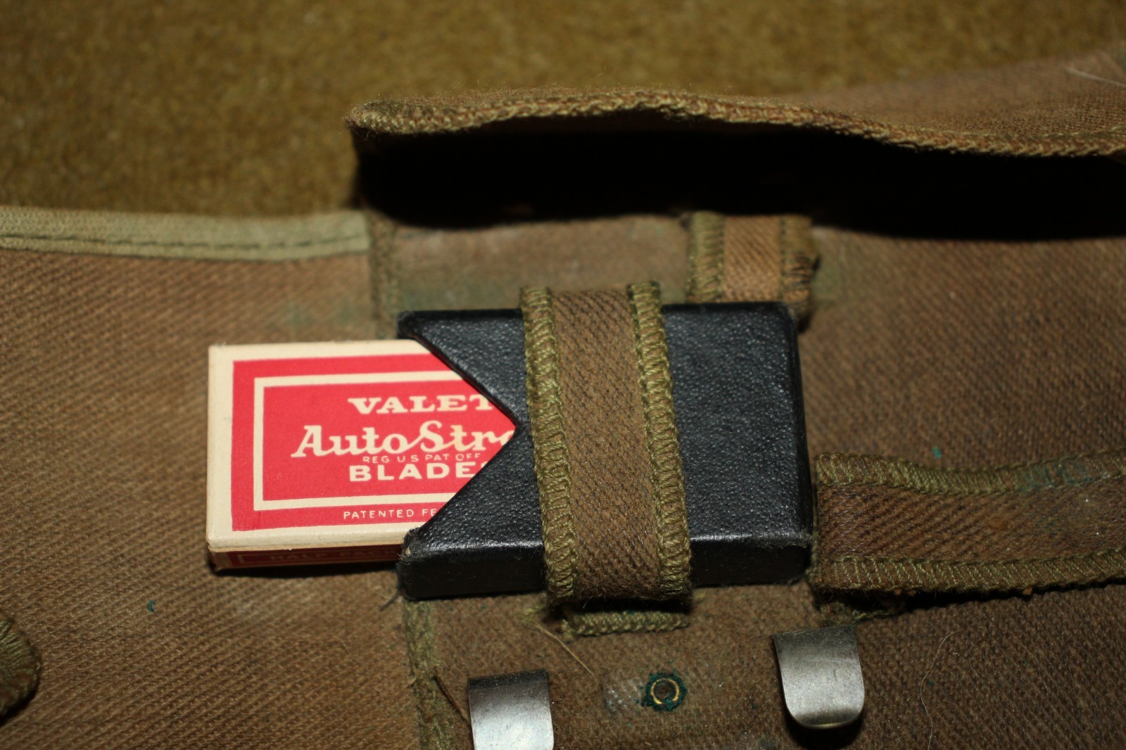 Original WW2 U.S. Army GI's Named OD Canvas Shaving Kit Storage Pouch, Empty