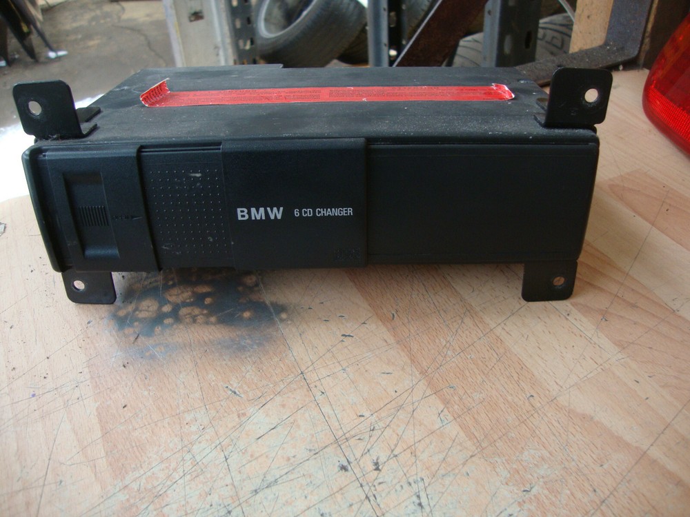 BMW E46 E39 E83 E53 X3 X5 CD MULITCHANGER 6 DISC CD CHANGER & MAGAZINE