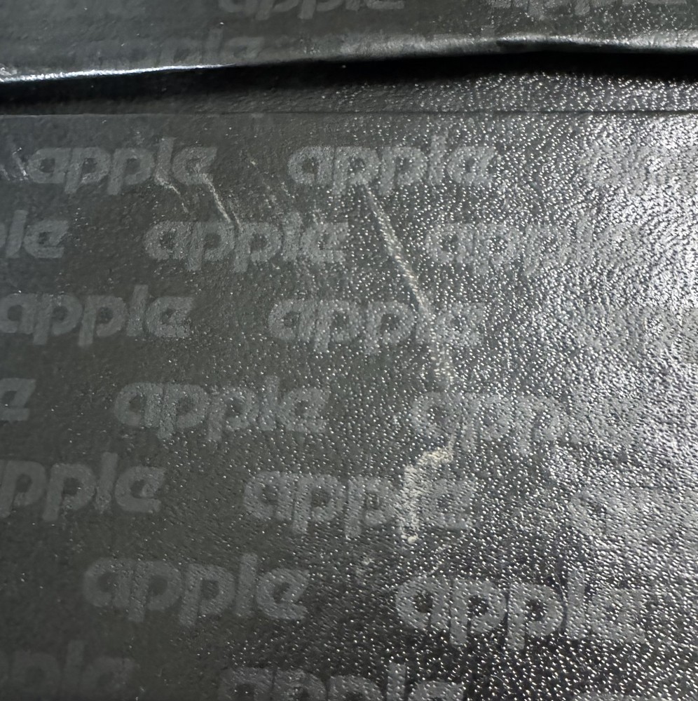 Empty box, originally contained Apple / / / (Apple 3) software and manual