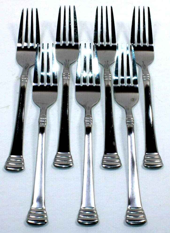 38 Pce. Hampton Silversmiths HSV131 Stainless Flatware, Fork, Knife, Spoon