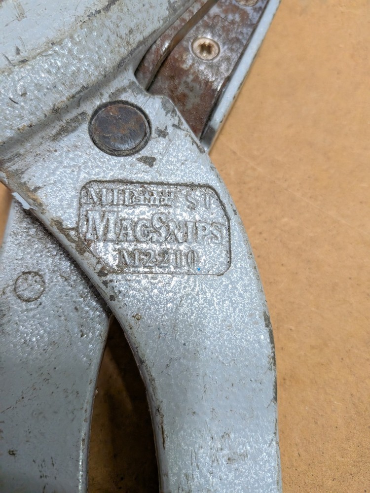 Midwest Snips Left Offset MagSnips Replaceable Blade Siding Spouting Cutting