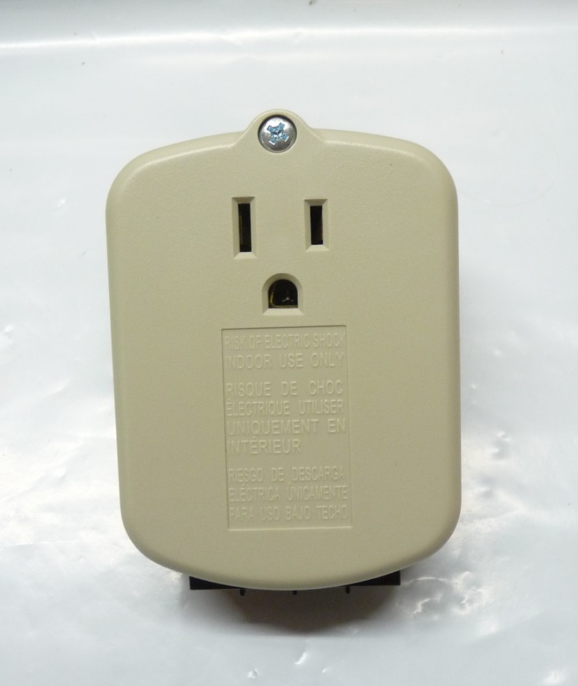 Petsafe Pet Containment System LP-4100  Surge Suppressor Protector Wall Plugin