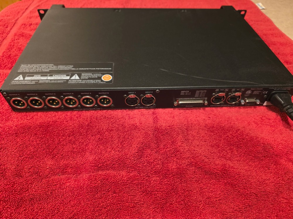 Lake Processor LM26 Digital Loudspeaker Processor