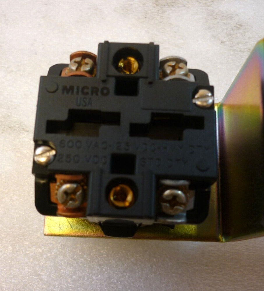 Reset Button, pn 4567B20G01