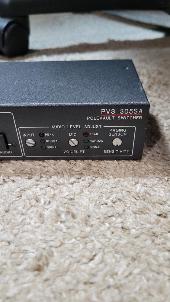 Extron PVS 305SA Polevault Switcher