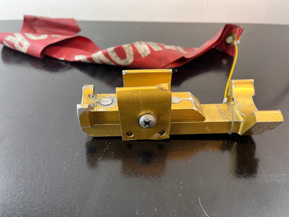 Boeing 757 B27009 LOCK-OUT EQUIPMENT PCU ELEVATOR