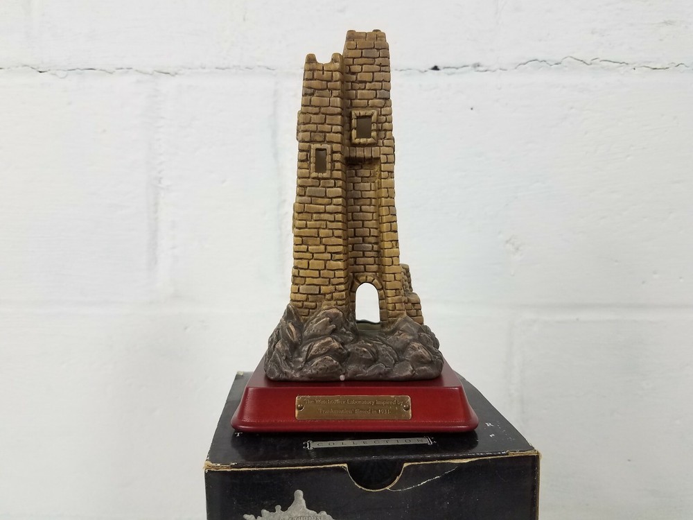 Universal Studios Monsters Timeless Terror Frankenstein's Watchtower Laboratory