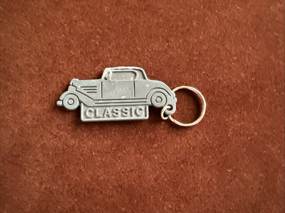 Classic Auto Campus Metal Key Ring
