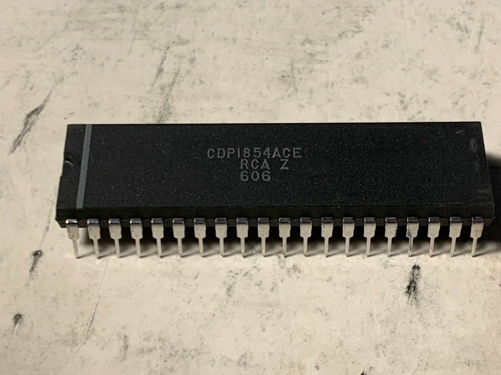 RCA IC-CDP1854ACE- 40-Pin- Programmable (UART) - NOS.
