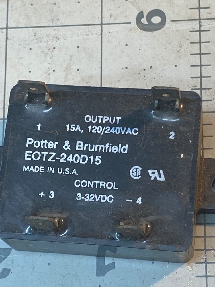 One Solid State Relay POTTER & BRUMFIELD # EOTZ-240D15