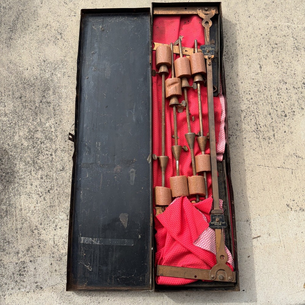 Vintage Bear Wheel Aligner Alignment Tool