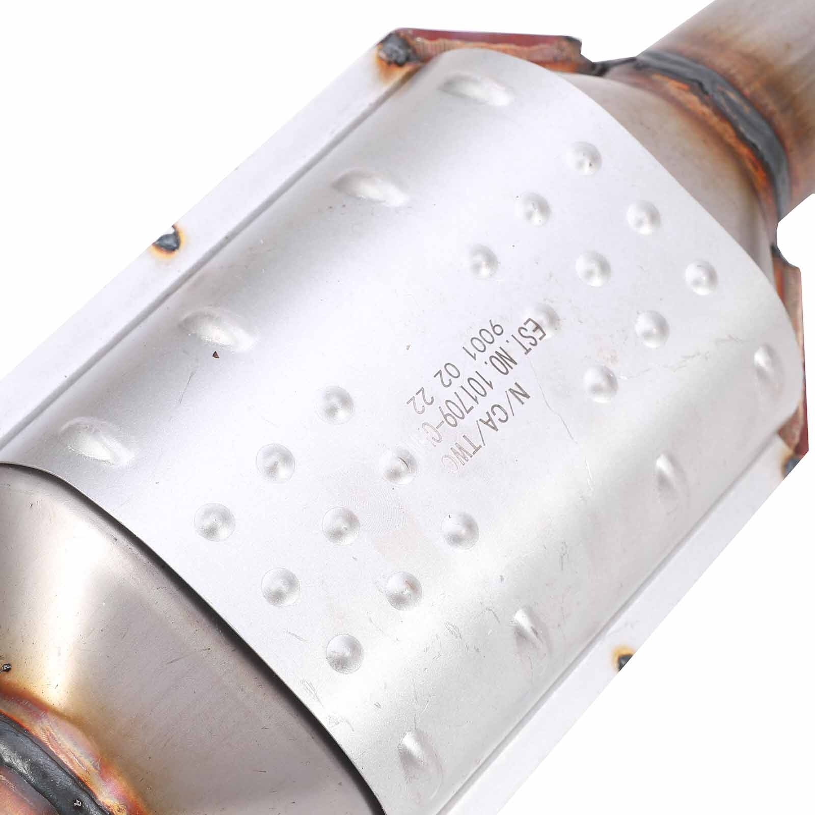 For 2014-2018 Chevrolet Suburban Silverado 1500 4.3L 5.3L Catalytic Converter