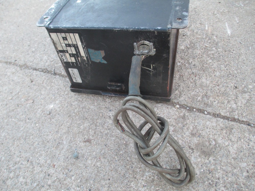 Whitlock Hopper Loader 9965 Power Up but Untested.