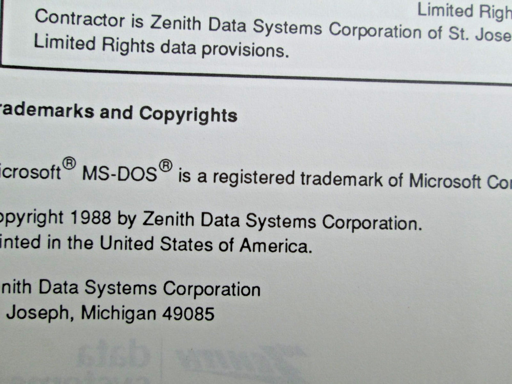 SupersPort Portable Computer User Technical Manual Zenith data systems PB 1988