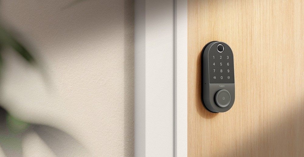 TP-Link - Tapo DL110 Smart Wi-Fi Deadbolt Lock - Lock/Unlock using Keypad, Ap...